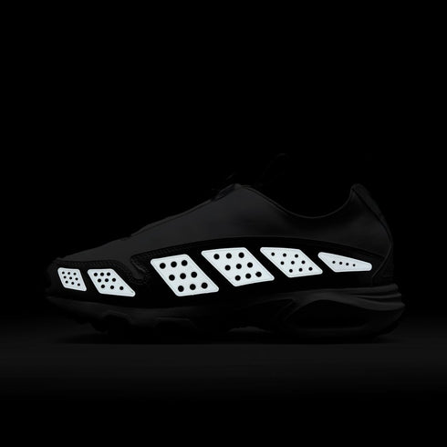 NIKE Air Max Sndr SE Womens Sneakers